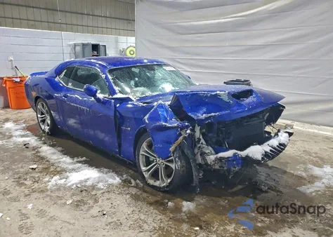 2021 Dodge Challenger R/T z USA, uszkodzony, nr VIN 2C3CDZBT0MH593782